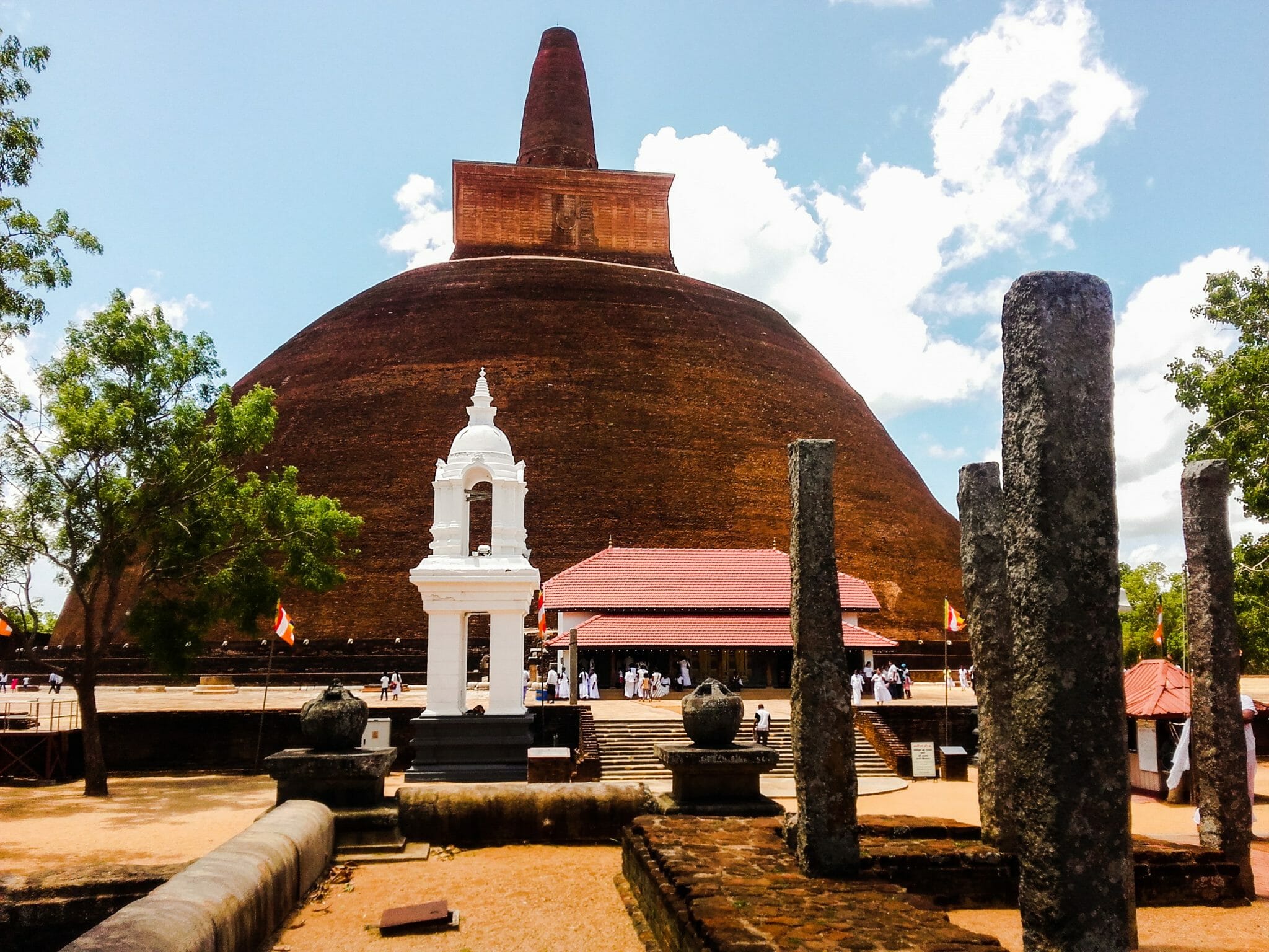 Abhayagiri Stupa