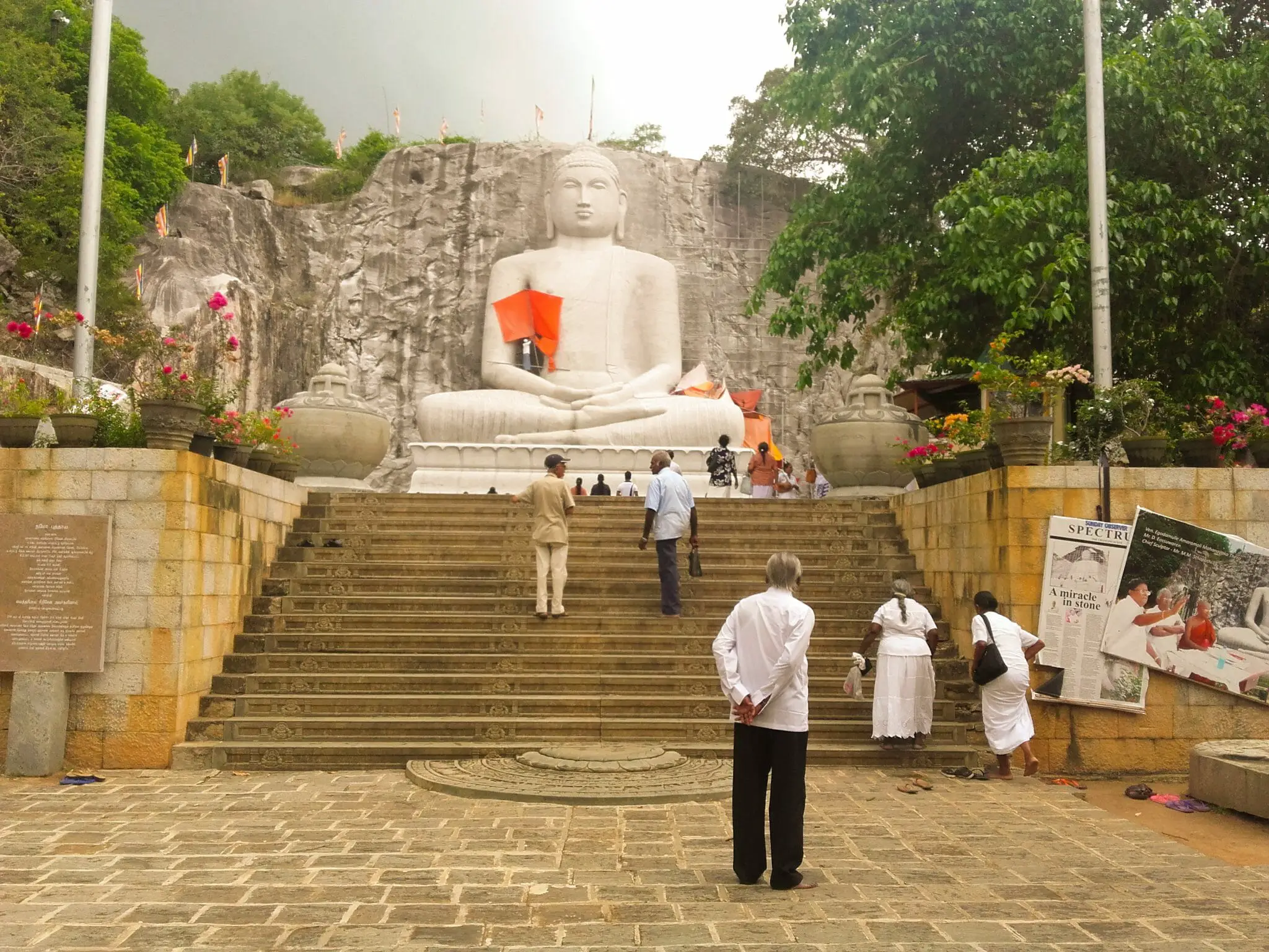 Rambadagalla Buddha Statue