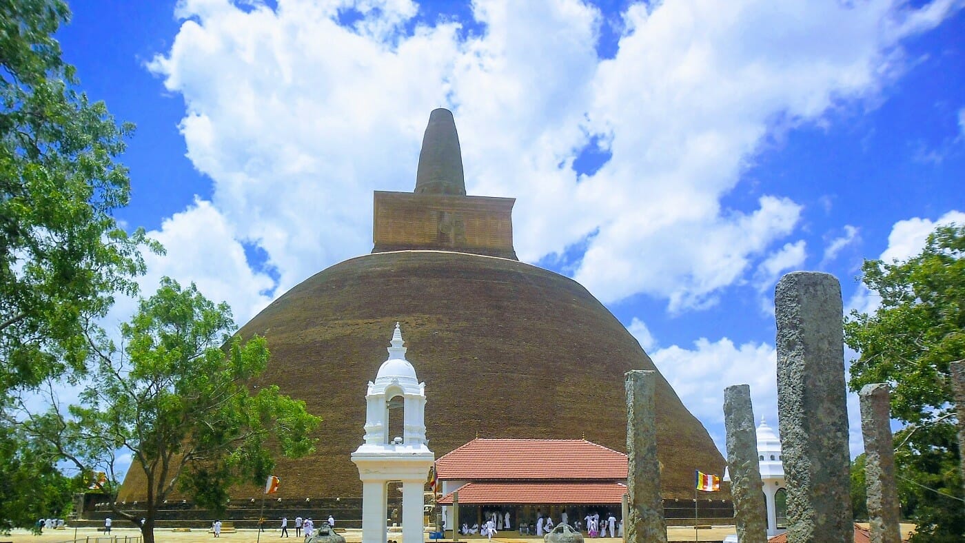 Abhayagiri-Stupa Abhayagiri-Stupa