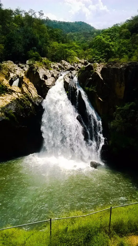 Doowili-Ella-Waterfall-5