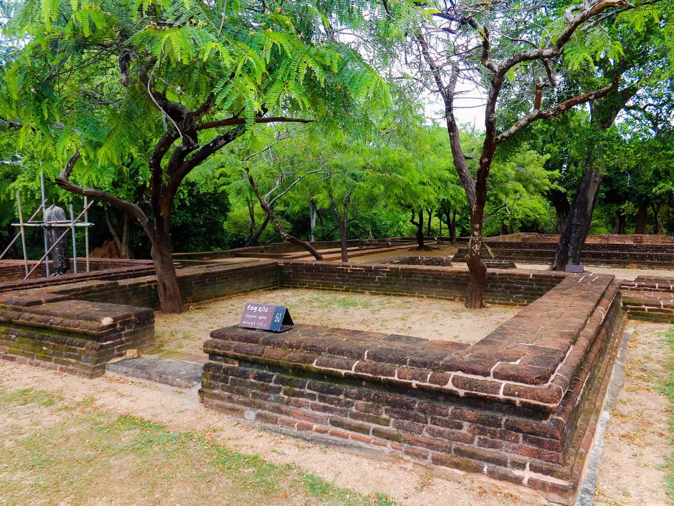 Manik-Vehera-Ancient-City-of-Polonnaruwa-12
