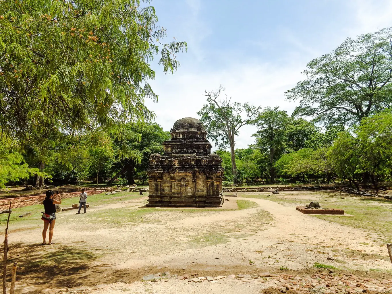 Siva-Devalaya-No-02-Polonnaruwa-2