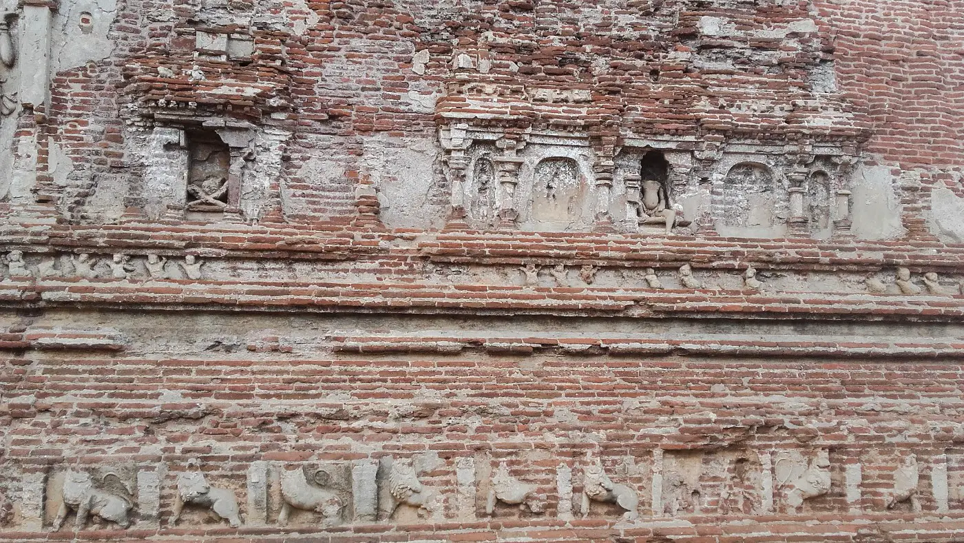 Tivanka-Image-House-Polonnaruwa-12