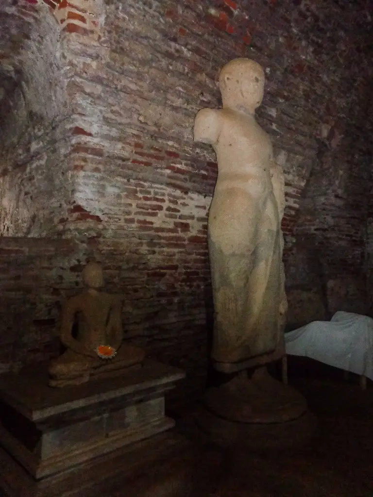 Thuparama-Polonnaruwa-10