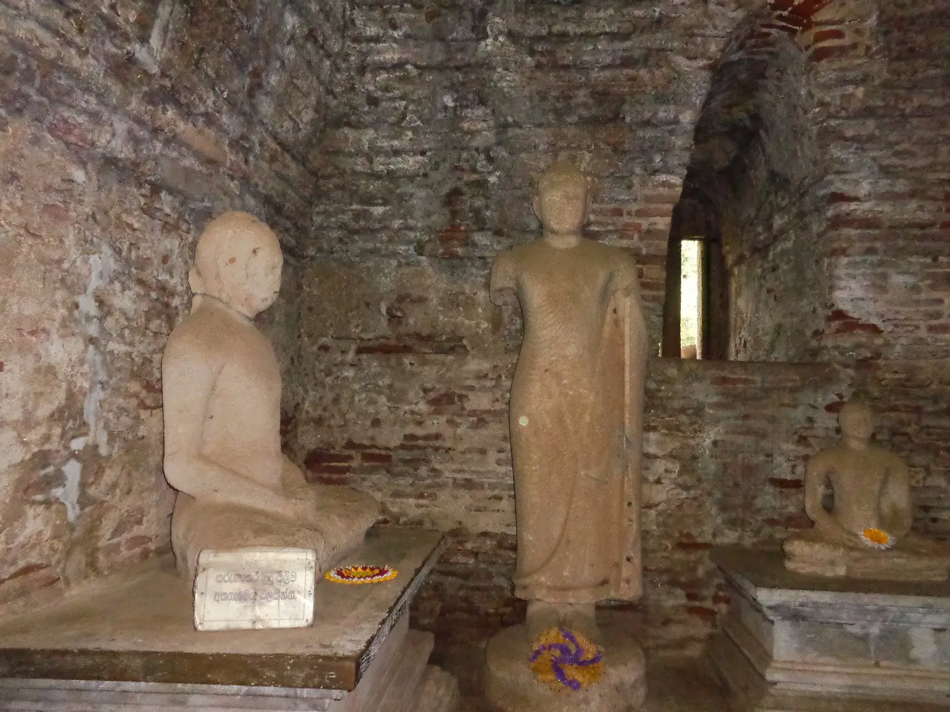 Thuparama-Polonnaruwa-9