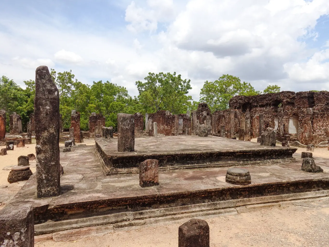 Baddhasima-Prasadaya-Ancient-City-of-Polonnaruwa-12