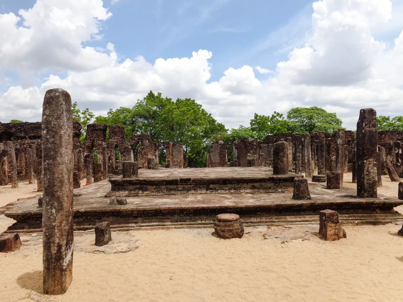Baddhasima-Prasadaya-Ancient-City-of-Polonnaruwa-7