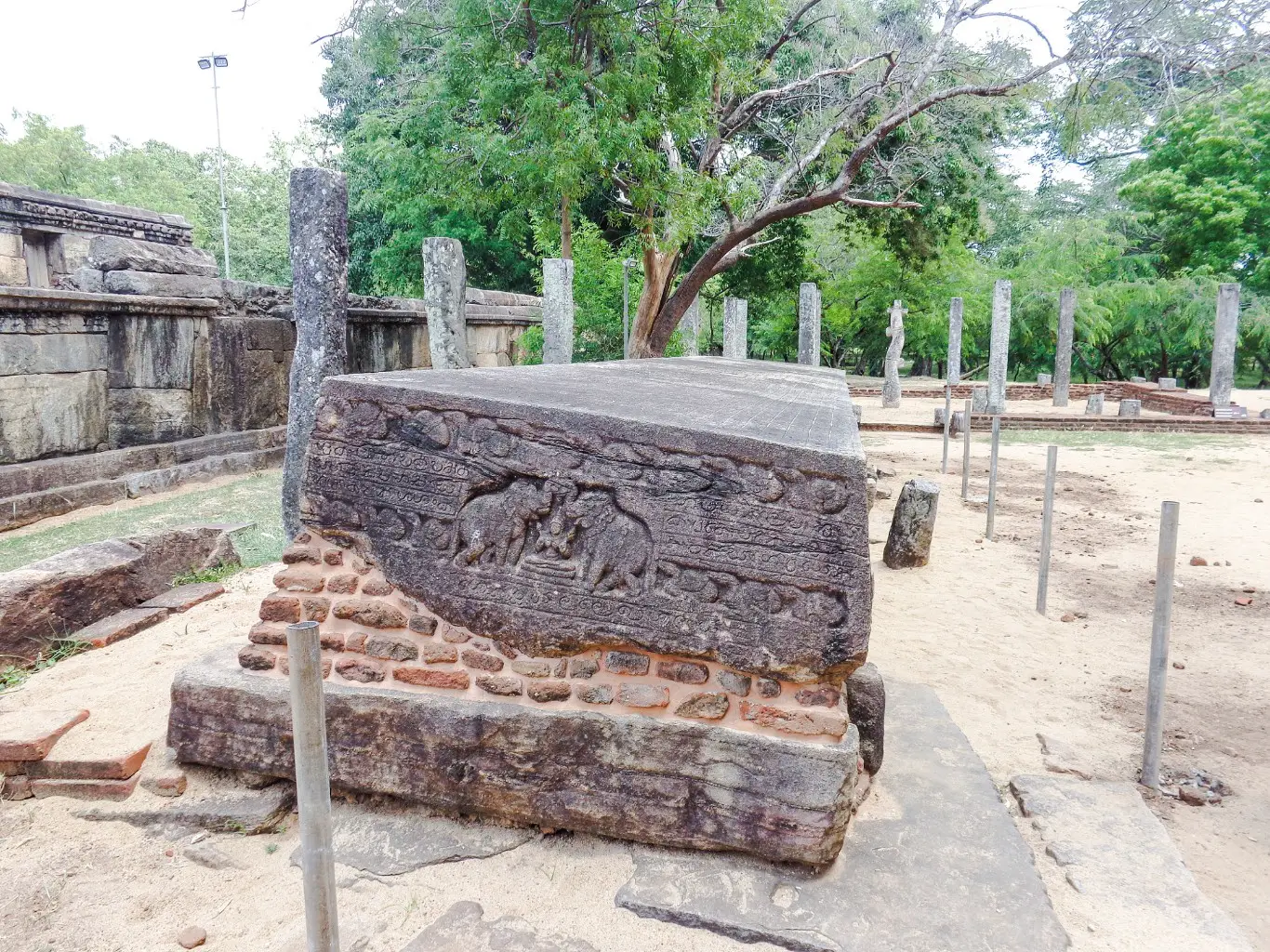 Galpota-Polonnaruwa-Nissankamalla