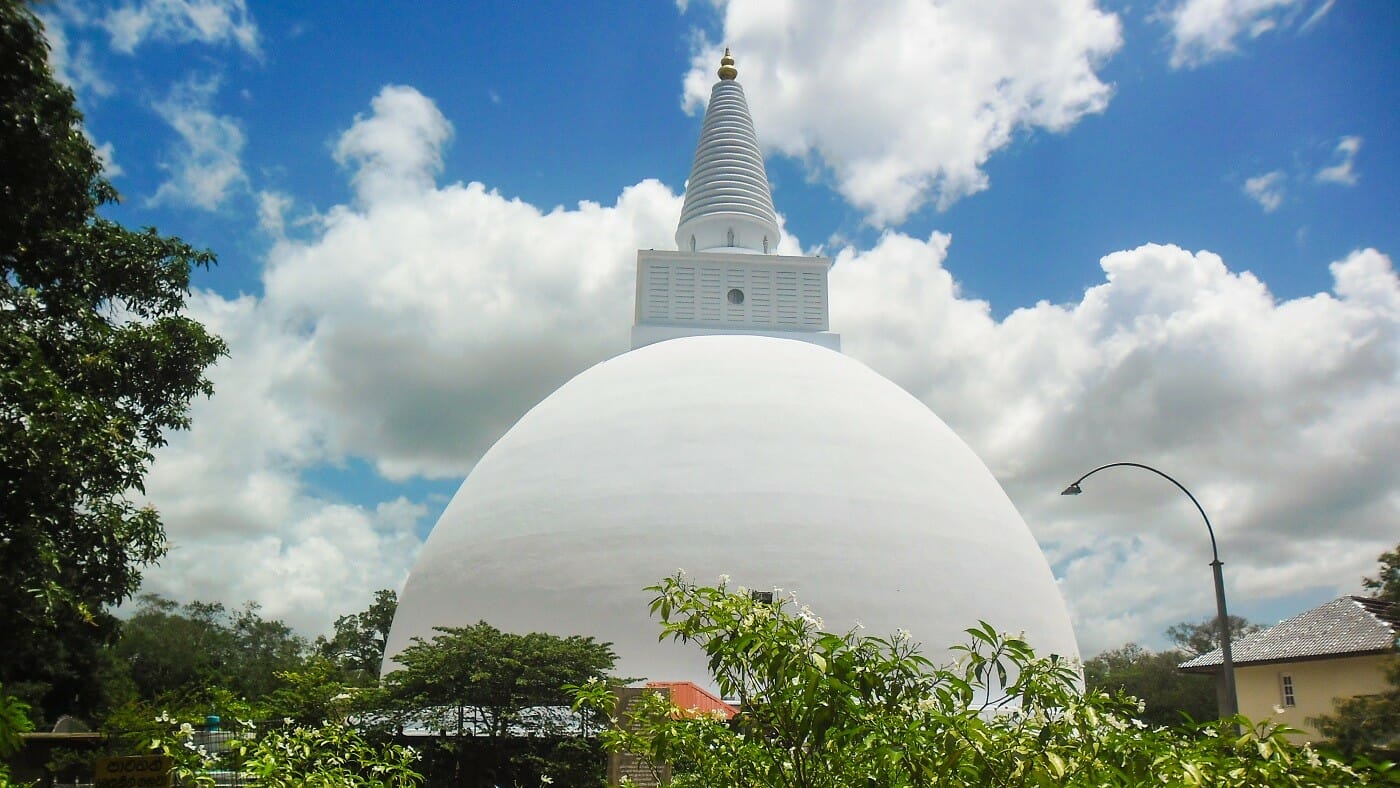 Mirisawetiya-Stupa-Atamasthana-Anuradhapuraya-2 Mirisawetiya-Stupa-Atamasthana-Anuradhapuraya-2