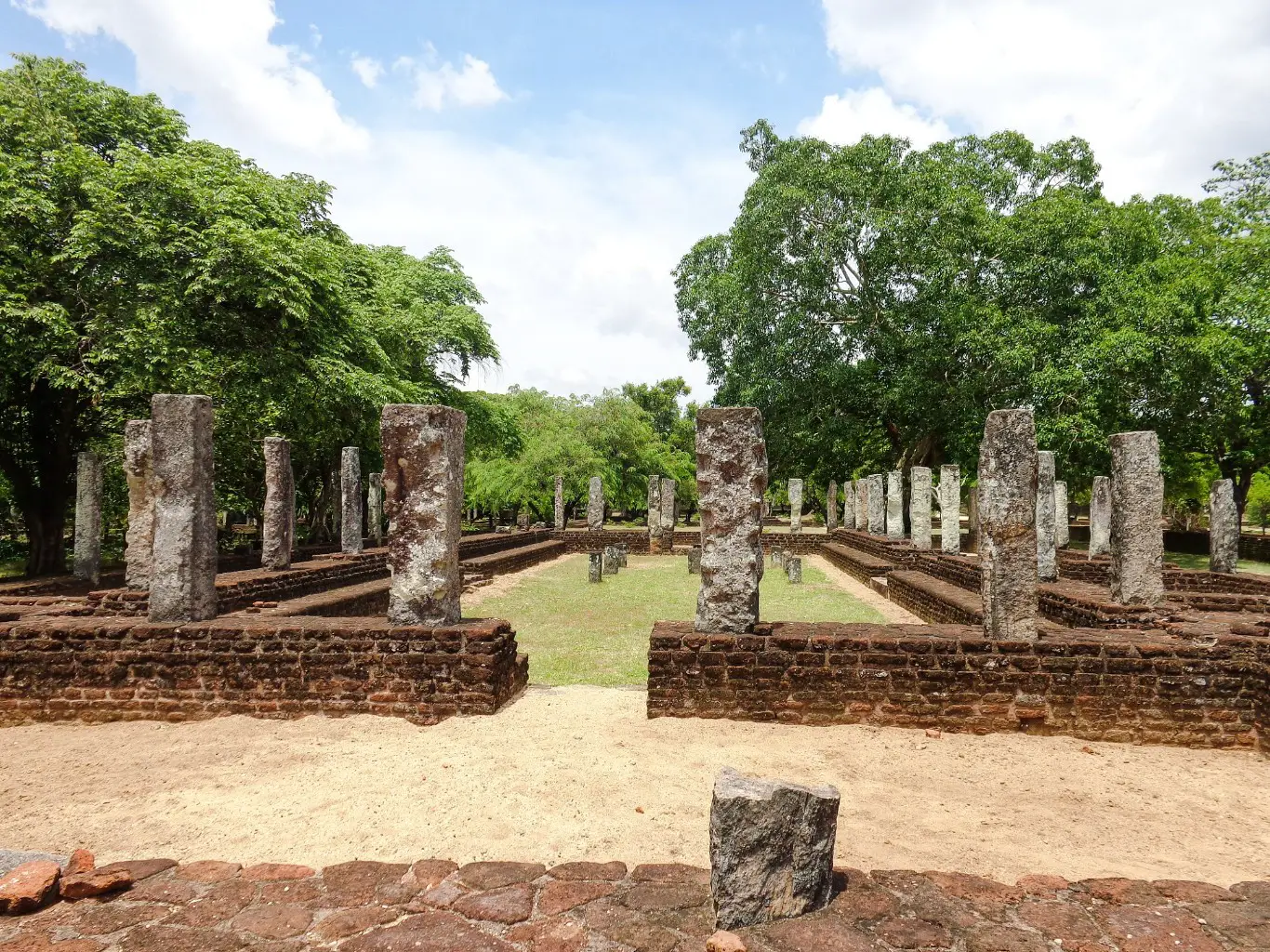Ancient-Bhikku-Hospital-Ancient-City-of-Polonnaruwa